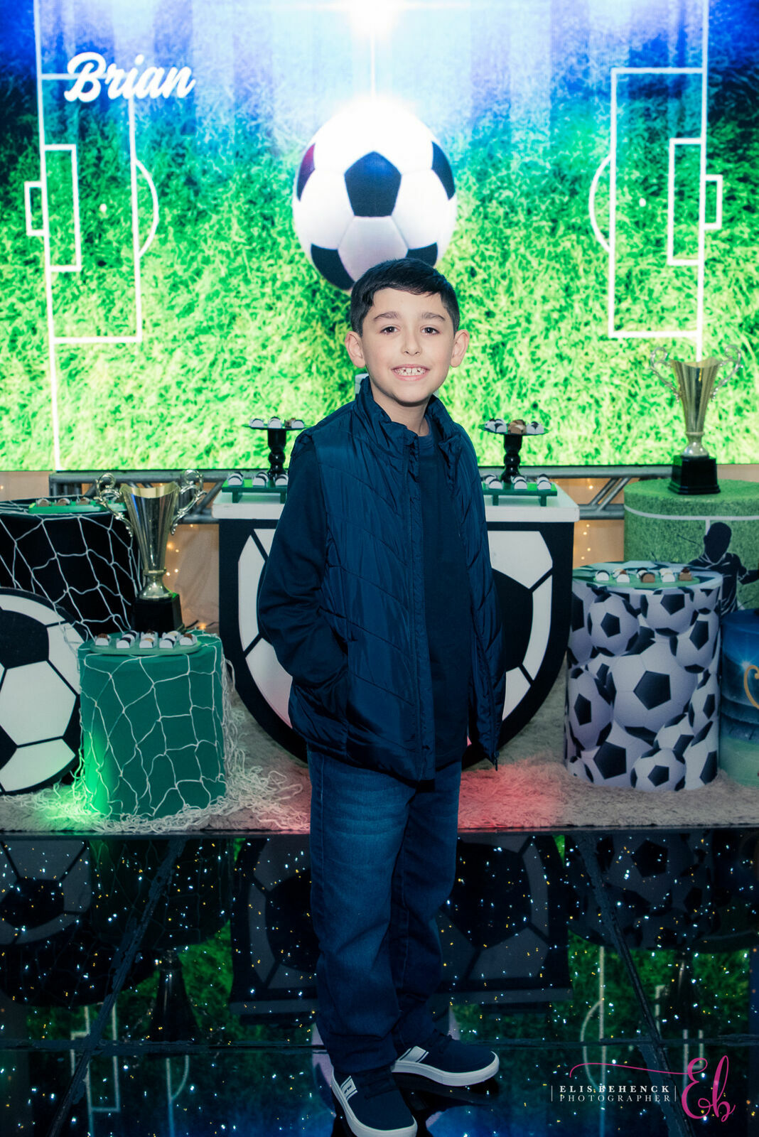 Foto 8 anos Brian - Imagem 2